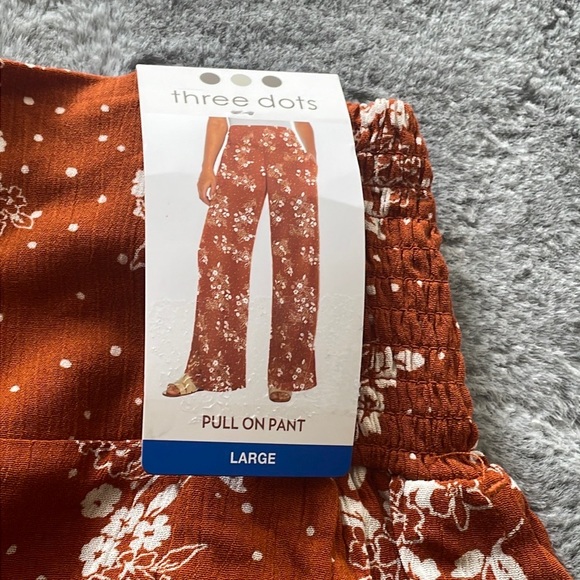 Three Dots - Women's Slip-On Pants - Picture 2 of 6